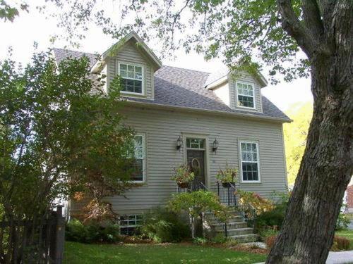 Antique Slumber Old Town Bed & Breakfast Niagara-on-the-Lake Exterior foto